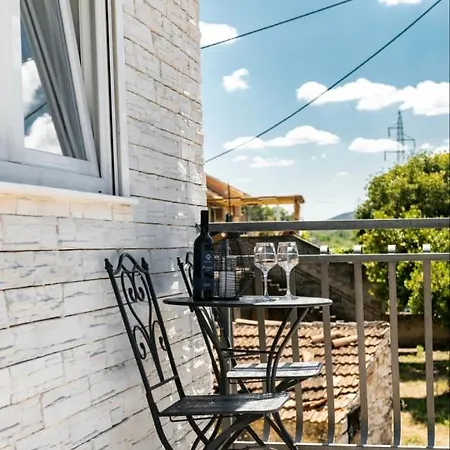 Luce Apartment