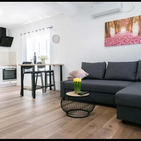 Apartment Luce
