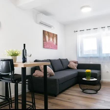 Apartment Luce Dubrava (Sibenik-Knin)